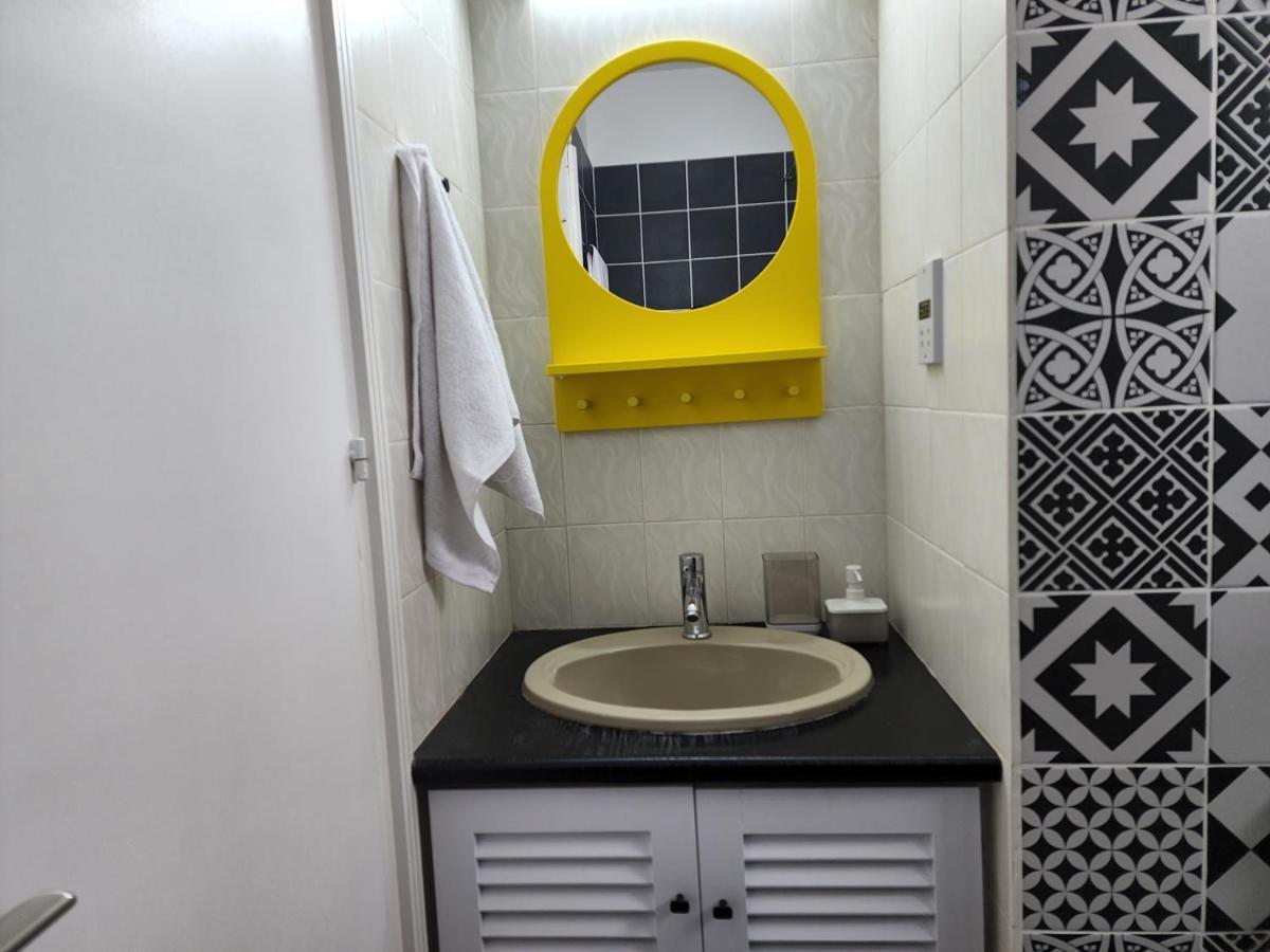 Frida'S Cozy Two Bedroom Apt Larnaca Exteriör bild